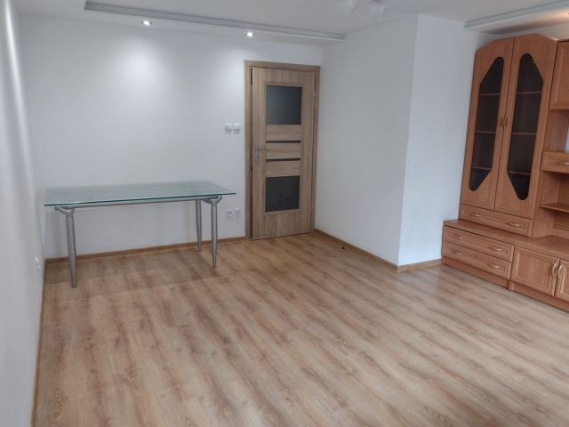 Mieszkanie 3-pokojowe Puławy Centrum, ul. Marii Curie-Skłodowskiej. Zdjęcie 1