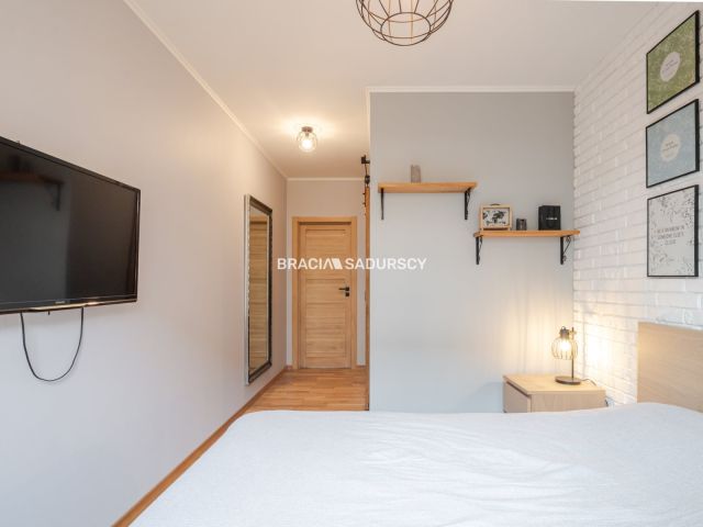 Mieszkanie 3-pokojowe Kraków Dębniki, ul. dr. Jana Piltza. Zdjęcie 8