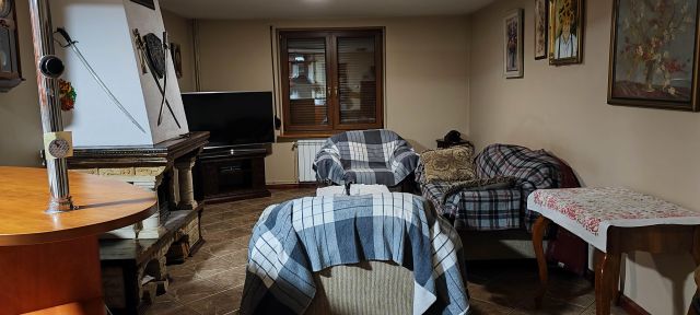 dom wolnostojący, 5 pokoi Tarnowiec. Zdjęcie 18