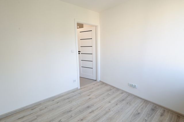 Mieszkanie 3-pokojowe Radom Ustronie, ul. Osiedlowa. Zdjęcie 1