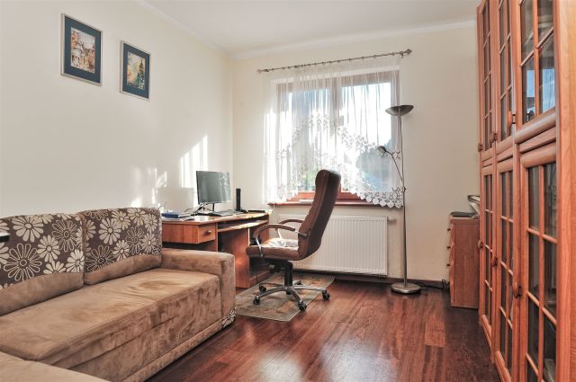 dom wolnostojący, 4 pokoje Niedźwiedź. Zdjęcie 6