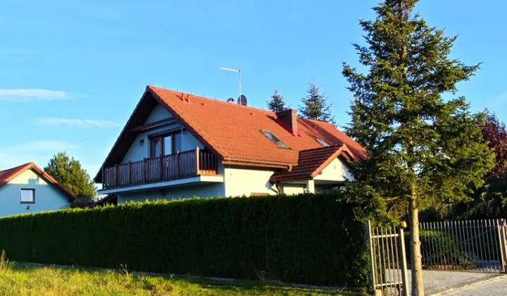 dom wolnostojący, 6 pokoi Hażlach, ul. Rybacka