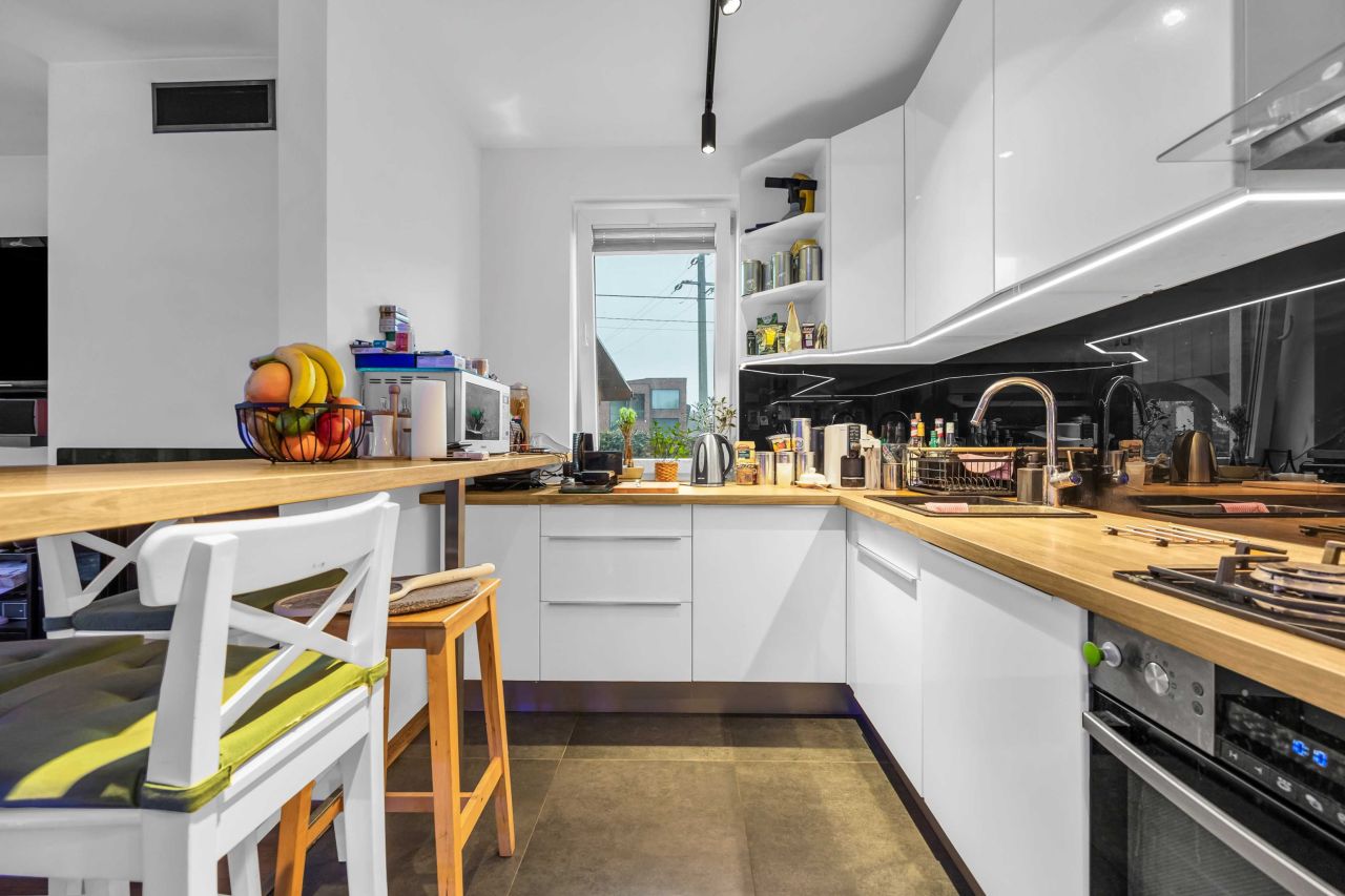 Mieszkanie 4-pokojowe Marki. Zdjęcie 7