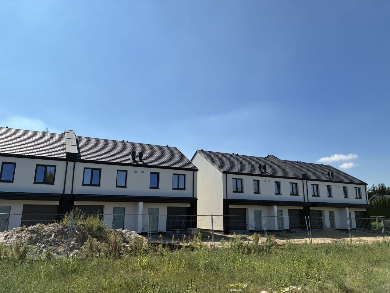 bliźniak, 4 pokoje Bronisze. Zdjęcie 8