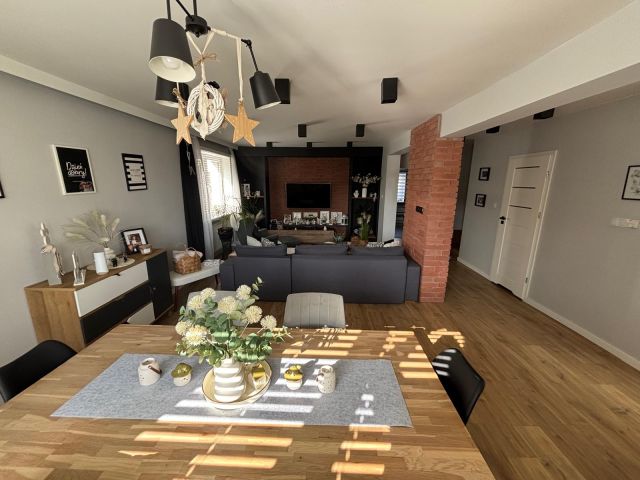 dom wolnostojący, 5 pokoi Ostróda, ul. Seweryna Pieniężnego. Zdjęcie 1