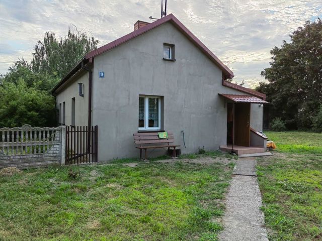 dom wolnostojący, 2 pokoje Imielno. Zdjęcie 1