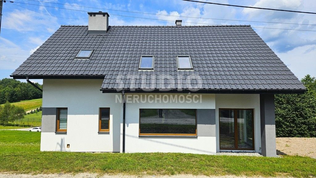 dom wolnostojący, 5 pokoi Jawornik