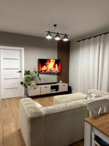 Mieszkanie 3-pokojowe Czechowice-Dziedzice, ul. Wesoła. Zdjęcie 1