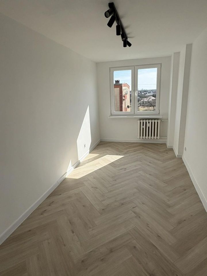 Mieszkanie 3-pokojowe Szprotawa. Zdjęcie 1