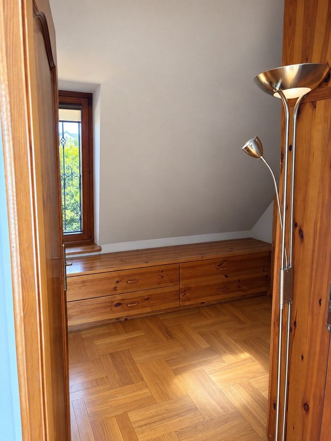dom wolnostojący, 7 pokoi Modlniczka, ul. Krakowska. Zdjęcie 5