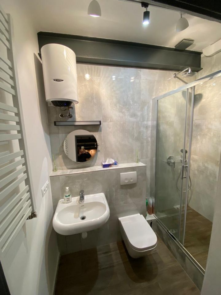 Biuro Zgierz, pl. Jana Kilińskiego. Zdjęcie 17