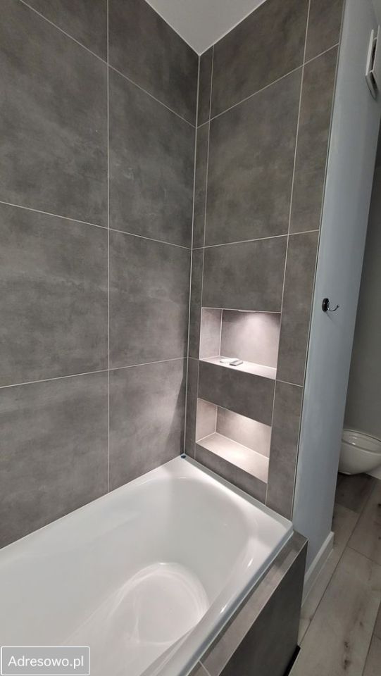 dom szeregowy, 5 pokoi Święta Katarzyna, ul. Cicha. Zdjęcie 9