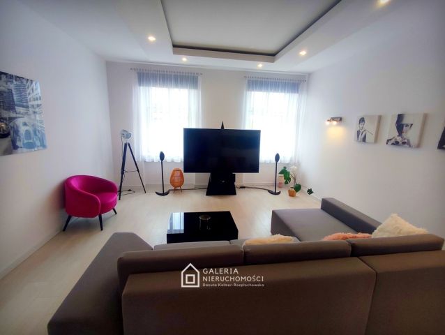 Mieszkanie 3-pokojowe Gniezno, ul. Henryka Sienkiewicza. Zdjęcie 2