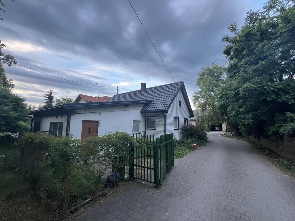 dom wolnostojący, 3 pokoje Ostrów Mazowiecka. Zdjęcie 2