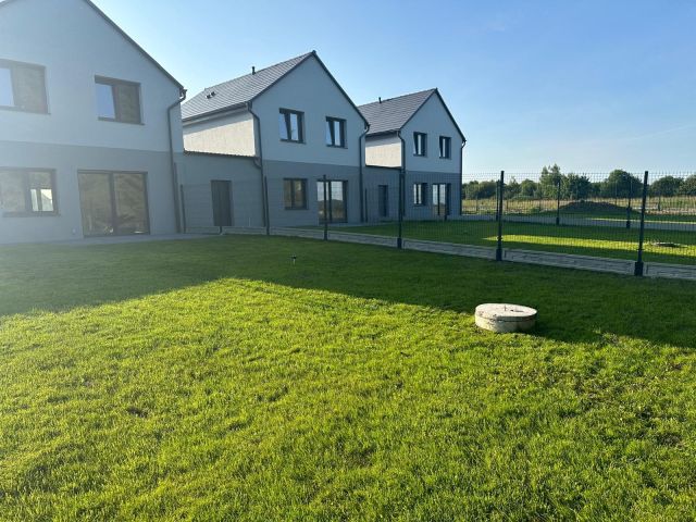 dom szeregowy, 4 pokoje Wałbrzych Rusinowa, ul. Noworudzka. Zdjęcie 1