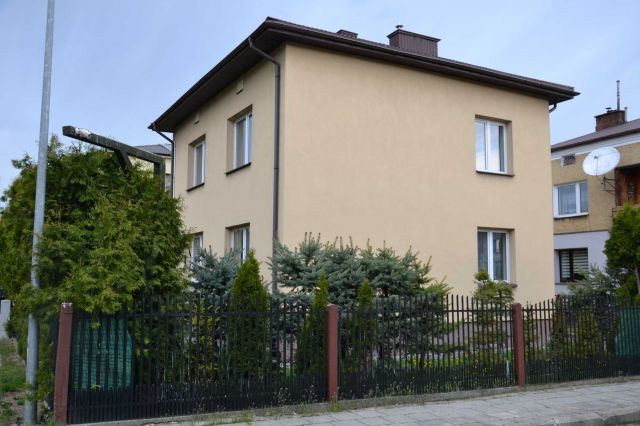 dom wolnostojący, 5 pokoi Zamość, ul. Kmicica. Zdjęcie 1