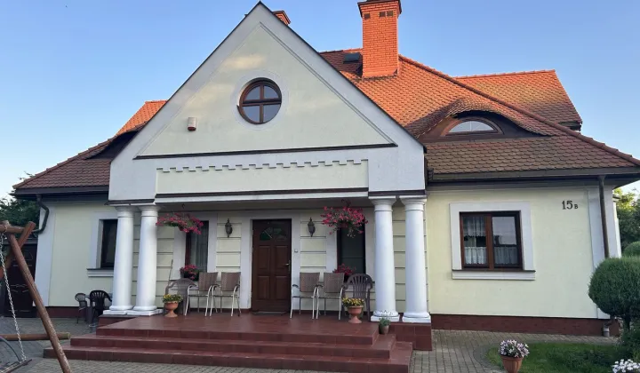 dom wolnostojący, 7 pokoi Hrubieszów Śródmieście, ul. 3 Maja