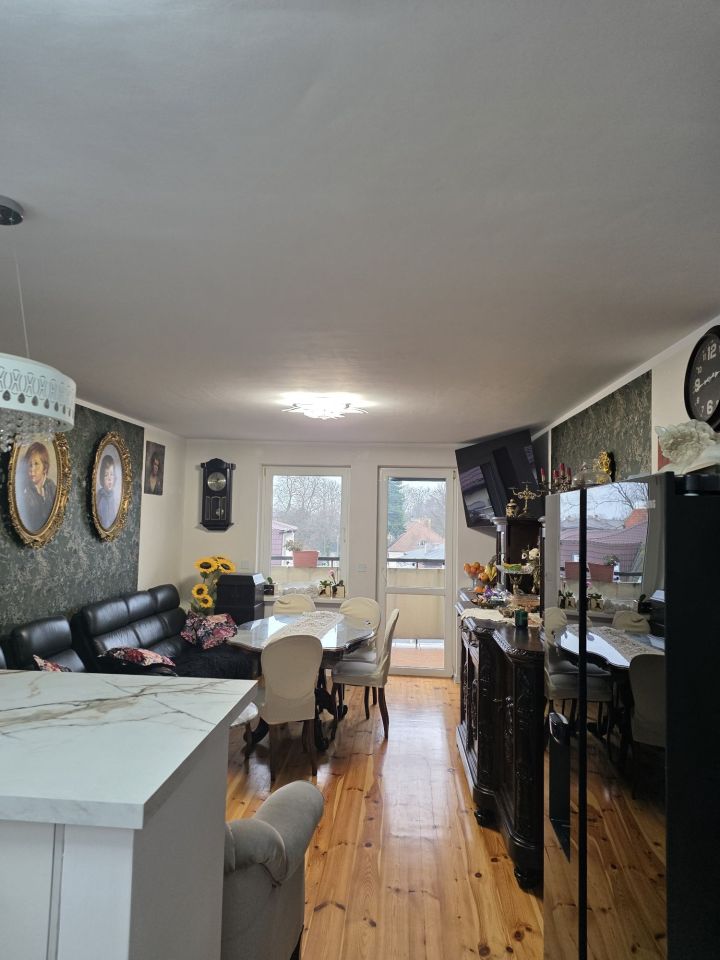 Mieszkanie 3-pokojowe Września. Zdjęcie 2