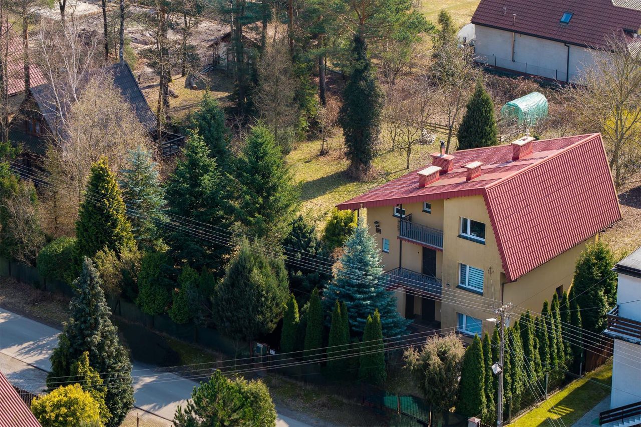 dom wolnostojący, 7 pokoi Dobroń, ul. Odrodzenia. Zdjęcie 1