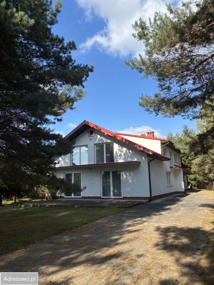 dom wolnostojący, 10 pokoi Smardzewice, ul. Południowa