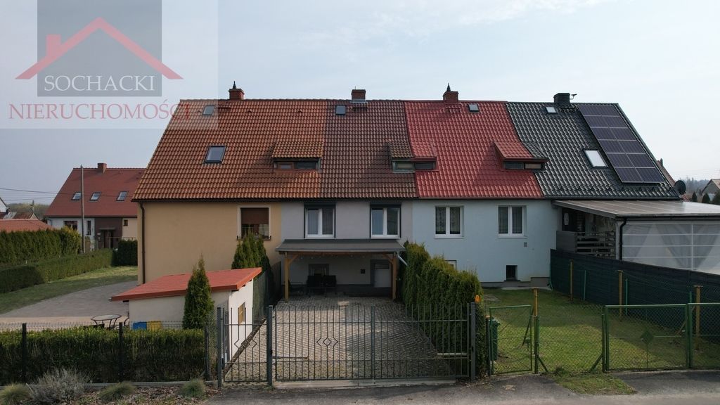 dom szeregowy, 2 pokoje Zaręba, ul. Osiedlowa. Zdjęcie 2