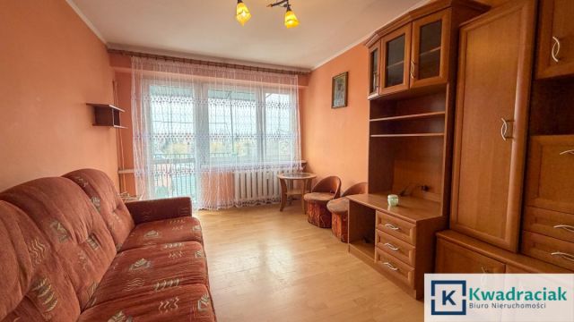 Mieszkanie 3-pokojowe Krosno, ul. Wojska Polskiego. Zdjęcie 1