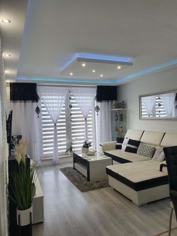 Mieszkanie 3-pokojowe Gdańsk Jasień, ul. Leszczynowa. Zdjęcie 1