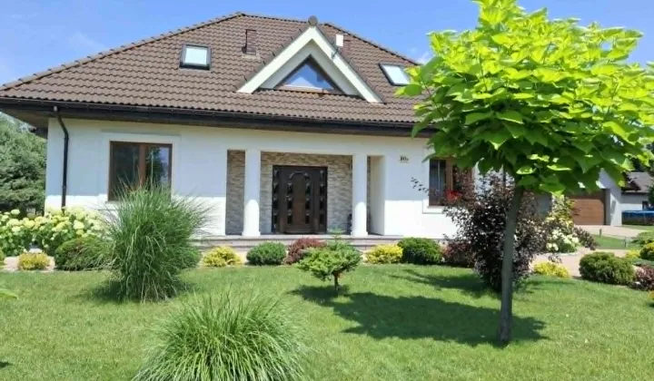 dom wolnostojący, 6 pokoi Nowa Plewnia