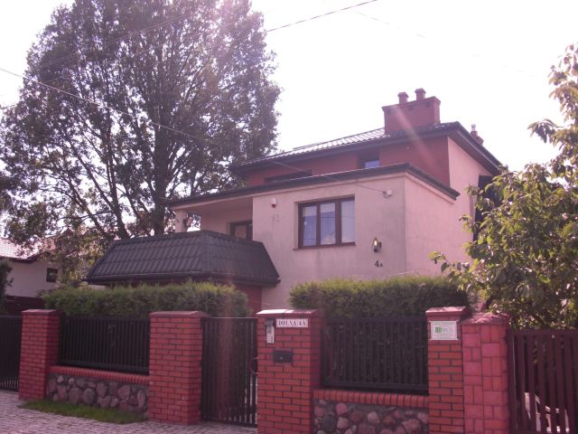 dom wolnostojący, 9 pokoi Zielonka Siwki, ul. Dolna. Zdjęcie 1
