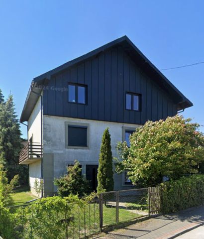 dom wolnostojący Jędrzejów, ul. Stefana Żeromskiego. Zdjęcie 1