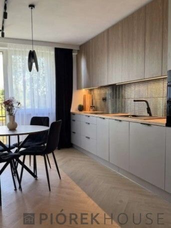 Mieszkanie 2-pokojowe Warszawa Włochy, ul. 1 Sierpnia. Zdjęcie 1