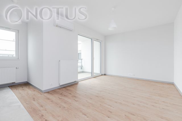 Mieszkanie 3-pokojowe Warszawa Włochy, ul. Równoległa. Zdjęcie 1