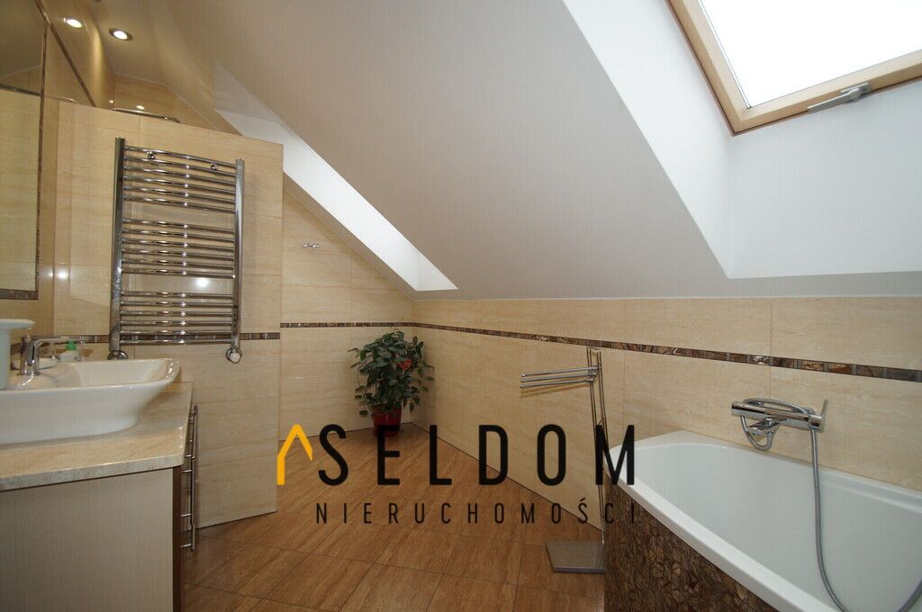 dom wolnostojący, 5 pokoi Mysłakowice. Zdjęcie 34