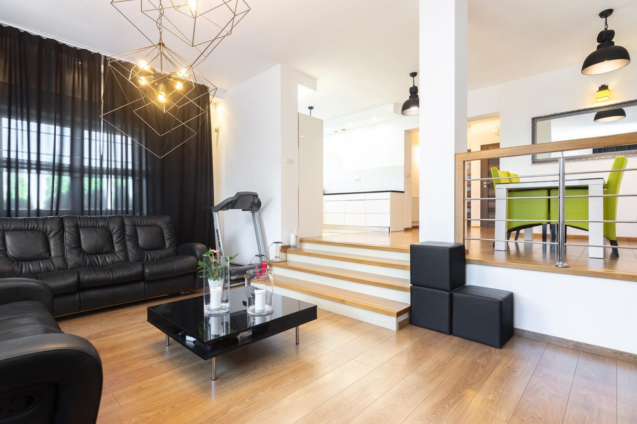 bliźniak, 5 pokoi Michałowice Komora, Banasiówka. Zdjęcie 1