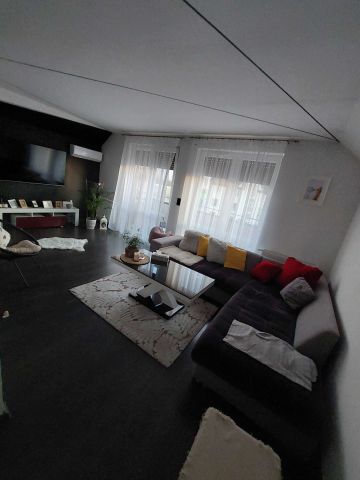 Mieszkanie 3-pokojowe Wieruszów, ul. ks. Augustyna Kordeckiego. Zdjęcie 1