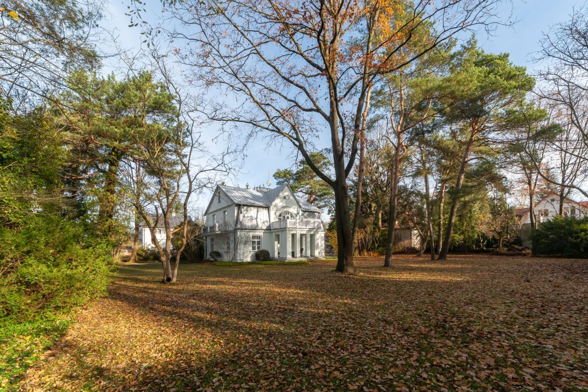 dom wolnostojący, 7 pokoi Komorów, ul. Akacjowa. Zdjęcie 12