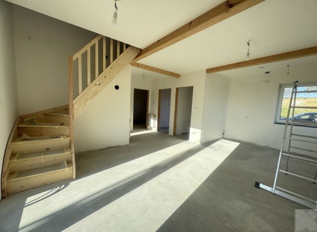 dom wolnostojący, 5 pokoi Trójczyce. Zdjęcie 2