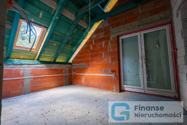 dom wolnostojący, 4 pokoje Lisna. Zdjęcie 9