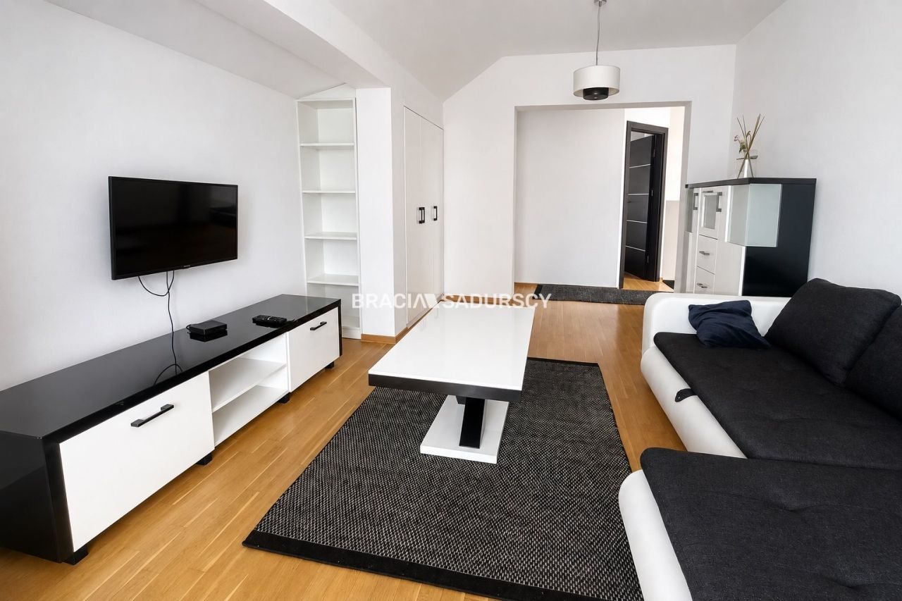 Mieszkanie 4-pokojowe Kraków Podgórze, ul. Romana Kiełkowskiego. Zdjęcie 3
