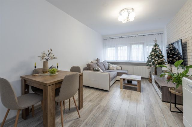 Mieszkanie 2-pokojowe Łódź Polesie, ul. Odolanowska. Zdjęcie 1