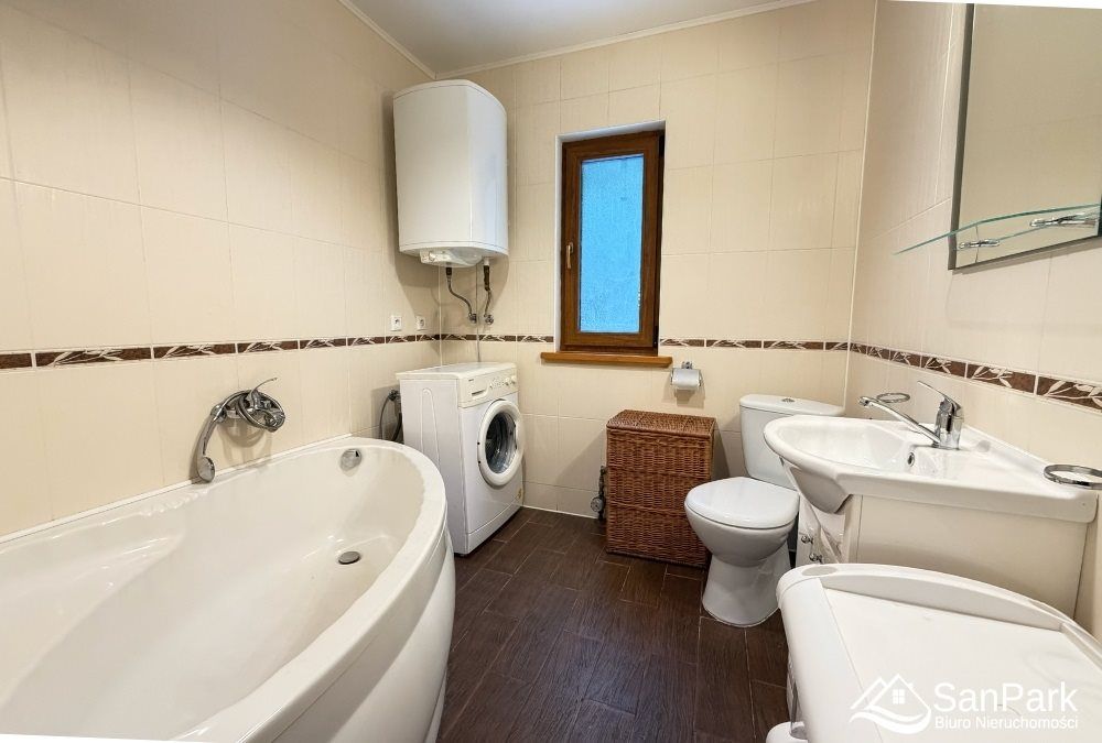 dom wolnostojący, 3 pokoje Bystre. Zdjęcie 8