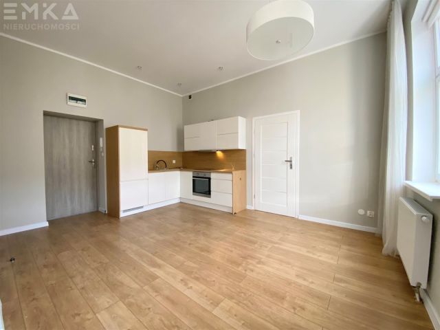 Mieszkanie 2-pokojowe Bydgoszcz Śródmieście, ul. Bolesława Chrobrego. Zdjęcie 3