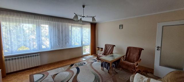 Mieszkanie 3-pokojowe Radomsko Centrum, ul. Piastowska. Zdjęcie 1