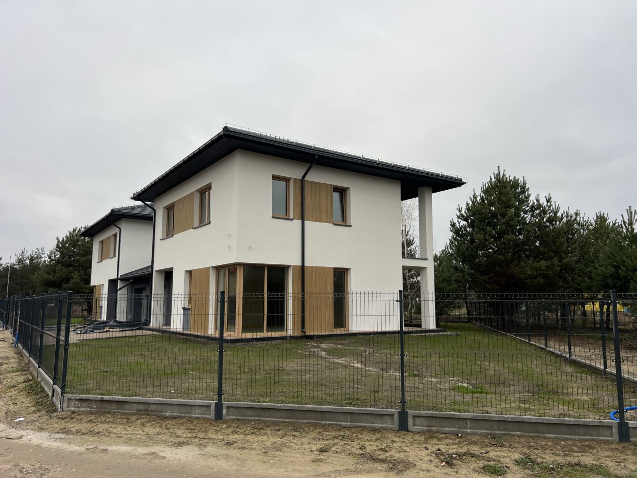 bliźniak, 5 pokoi Długa Szlachecka, Ks skorupki