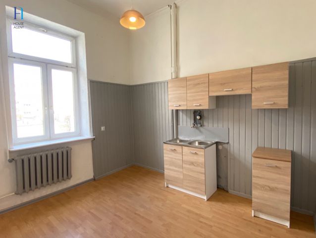 Mieszkanie 2-pokojowe Brzeziny. Zdjęcie 1