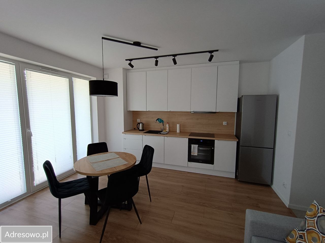 Mieszkanie 2-pokojowe Słupsk Centrum, pl. Władysława Broniewskiego. Zdjęcie 2