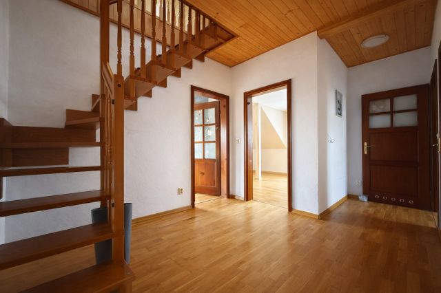 dom wolnostojący, 6 pokoi Dołuje, ul. Kwitnący Sad. Zdjęcie 17