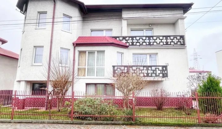 dom wolnostojący, 10 pokoi Mielec, ul. Jana Haładeja