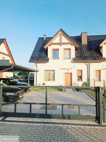 bliźniak, 4 pokoje Wrocław Lipa Piotrowska. Zdjęcie 1