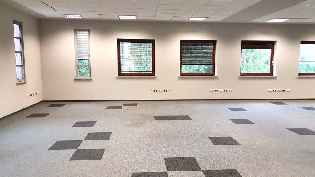 Biuro Wrocław Różanka, ul. Żmigrodzka. Zdjęcie 2
